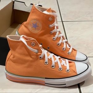 Converse Chuck Taylor 70‘s Fuel Orange Moonstone